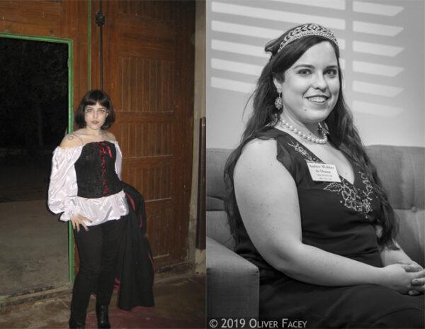 Deux photos. À gauche celle d'une jeune femme mince et élancée, vêtue d'un corset laissant apparaître ses épaules dénudées et un pantalon plutôt moulant. Cape sous le bras et main sur la hanche, un air de défi se dégage de sa posture assurée. À droite celle de la même jeune femme (10 ans plus tard), cette fois-ci vêtue d'une robe sobre et sombre qui laisse deviner un corps aux courbes bien plus arrondies et généreuses. Parée de beaux bijoux et coiffée d'un diadème, elle est assise dans un canapé et sa posture bien droite rappelle les portraits des petits bourgeois tandis qu'elle sourit en fixant l'objectif de la caméra.