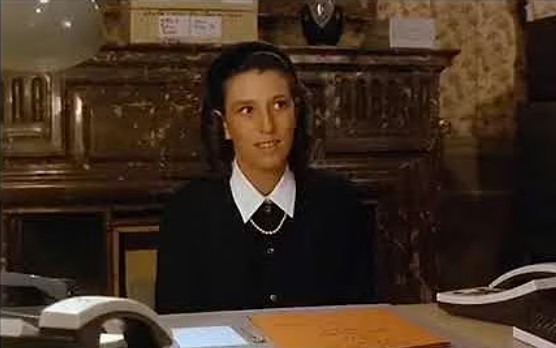 Thérèse, dans "le père Noël est une ordure"